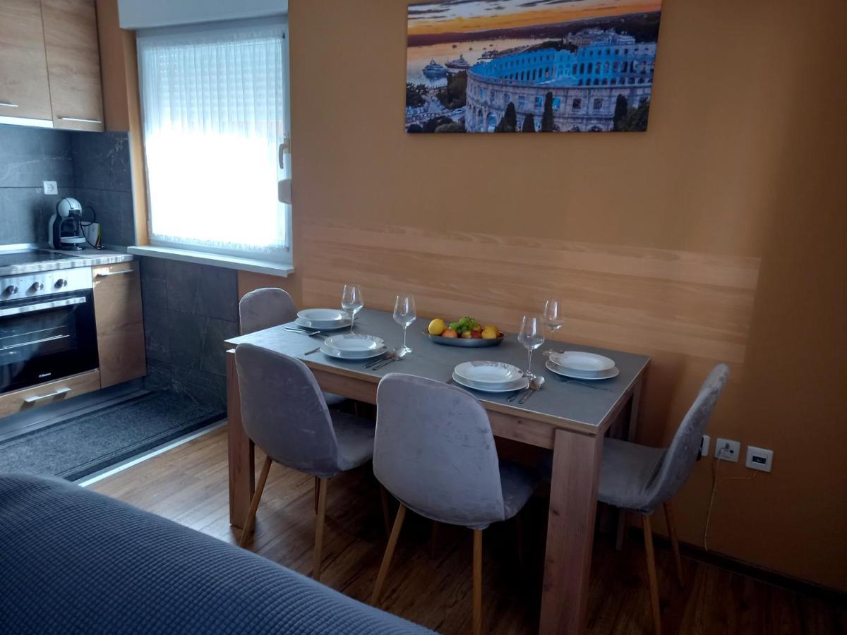 Apartman Barbara Apartment Pula Luaran gambar