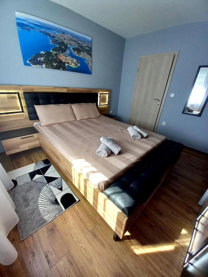 Apartman Barbara Apartment Pula Luaran gambar